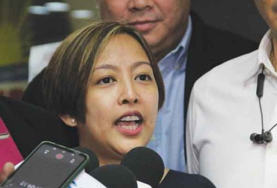 Makati Cty 시장 Mar-len Abigail Binay.jpg